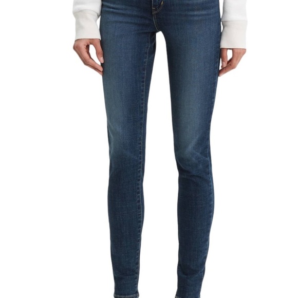 Levi’s Slimming Skinny Jeans new with tags - Picture 1 of 13